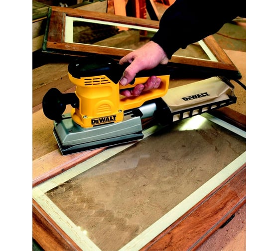Вибрационная шлифмашина DEWALT D 26420