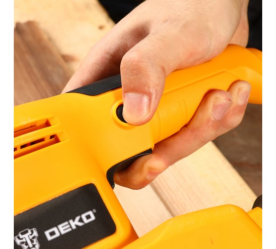 Вибрационная шлифмашина DEKO DKS250063-4199 063-4199