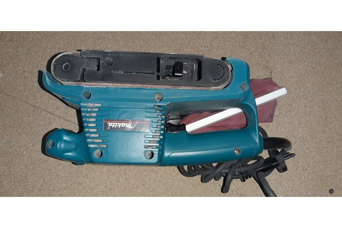 Ленточная шлифмашина Makita 9910