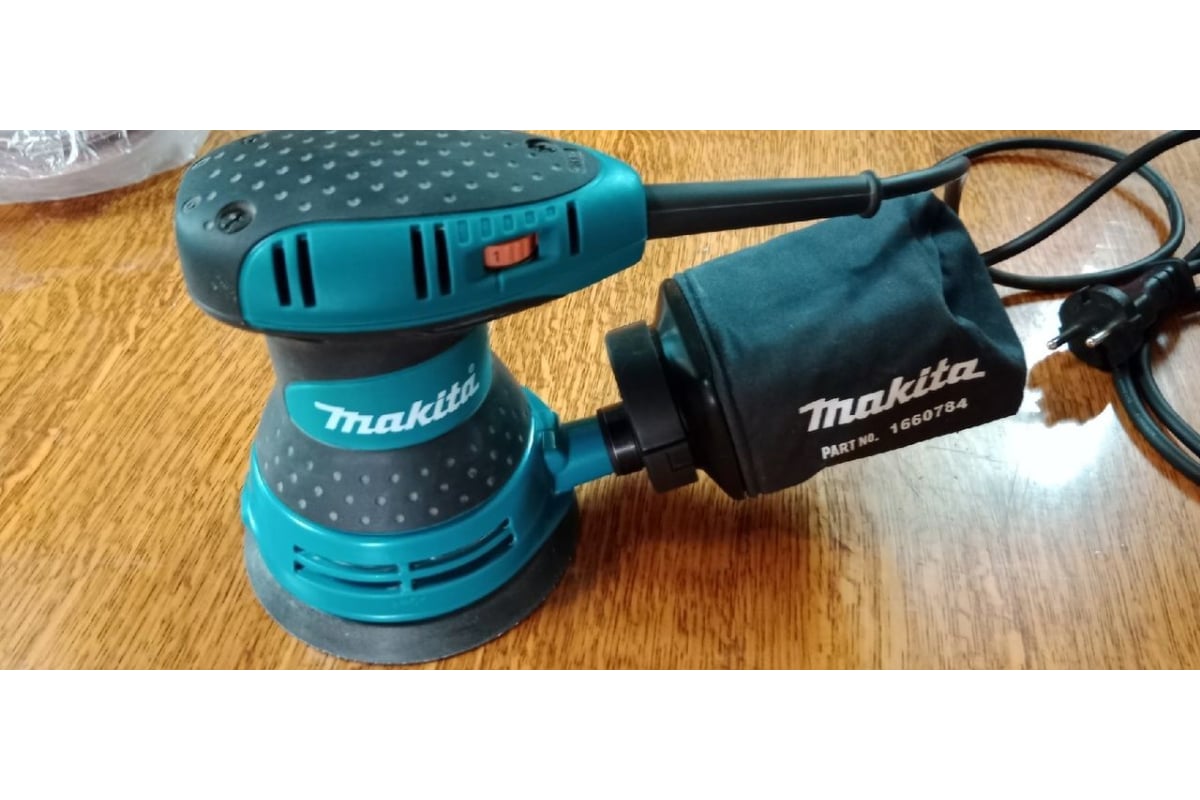 Эксцентриковая шлифмашина Makita BO5031K