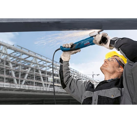 Угловая шлифмашина Bosch GWS 15-150 CIH 0.601.830.522