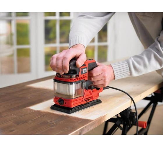 Вибрационная шлифмашина Black+DECKER KA 330 EKA