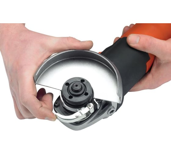 Угловая шлифмашина Black+Decker KG 902 K