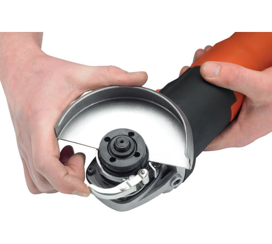Угловая шлифмашина Black+Decker KG902