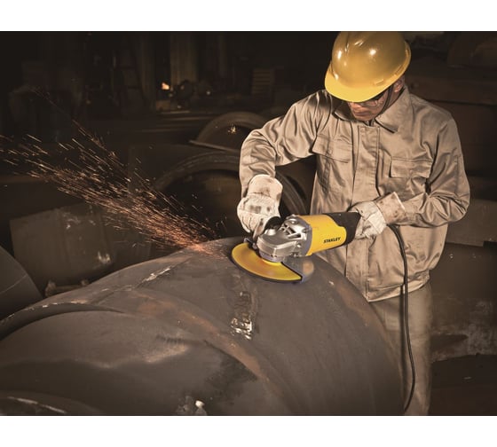 Угловая шлифмашина STANLEY STGL2023