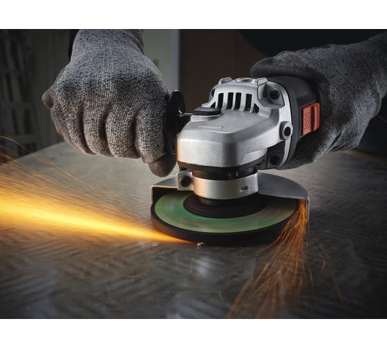 Угловая шлифовальная машина Black+Decker KG912