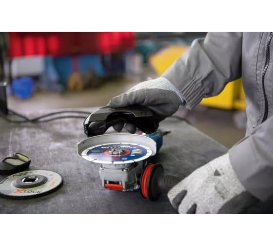 Угловая шлифмашина Bosch GWX 14-125 S 06017D2100