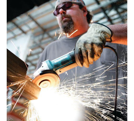 Угловая шлифмашина Makita 9566PCV