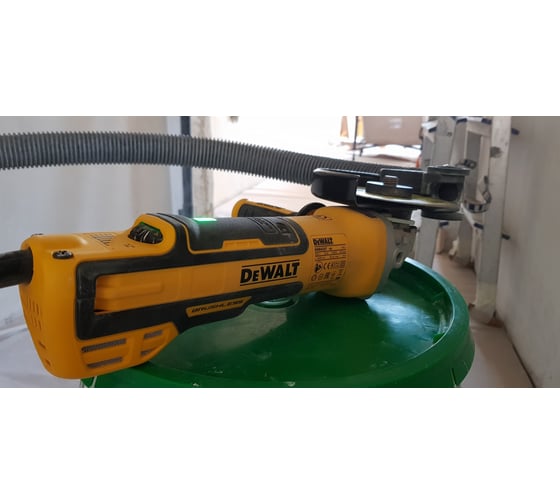 Бесщёточная угловая шлифмашина DEWALT DWE4357-QS 8
