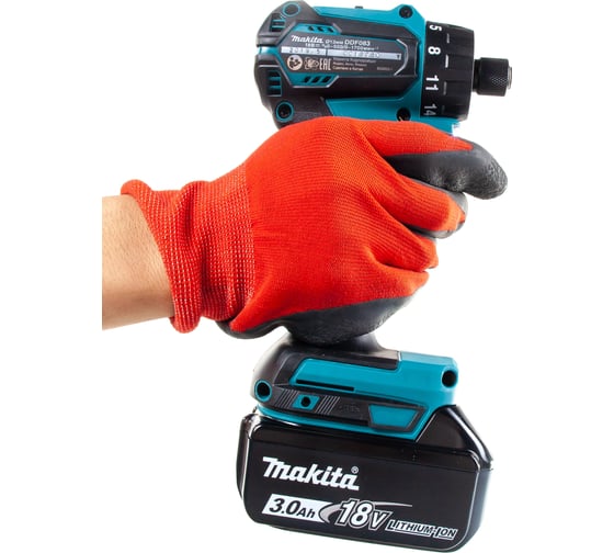 Аккумуляторный шуруповерт Makita DDF083RFE
