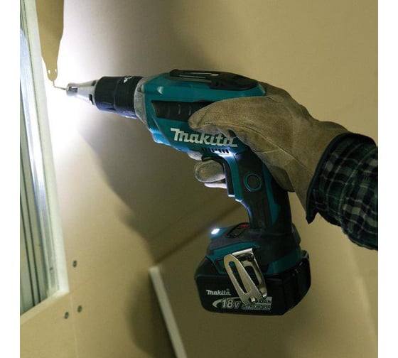 Аккумуляторный шуруповерт Makita LXT DFS452TJX2