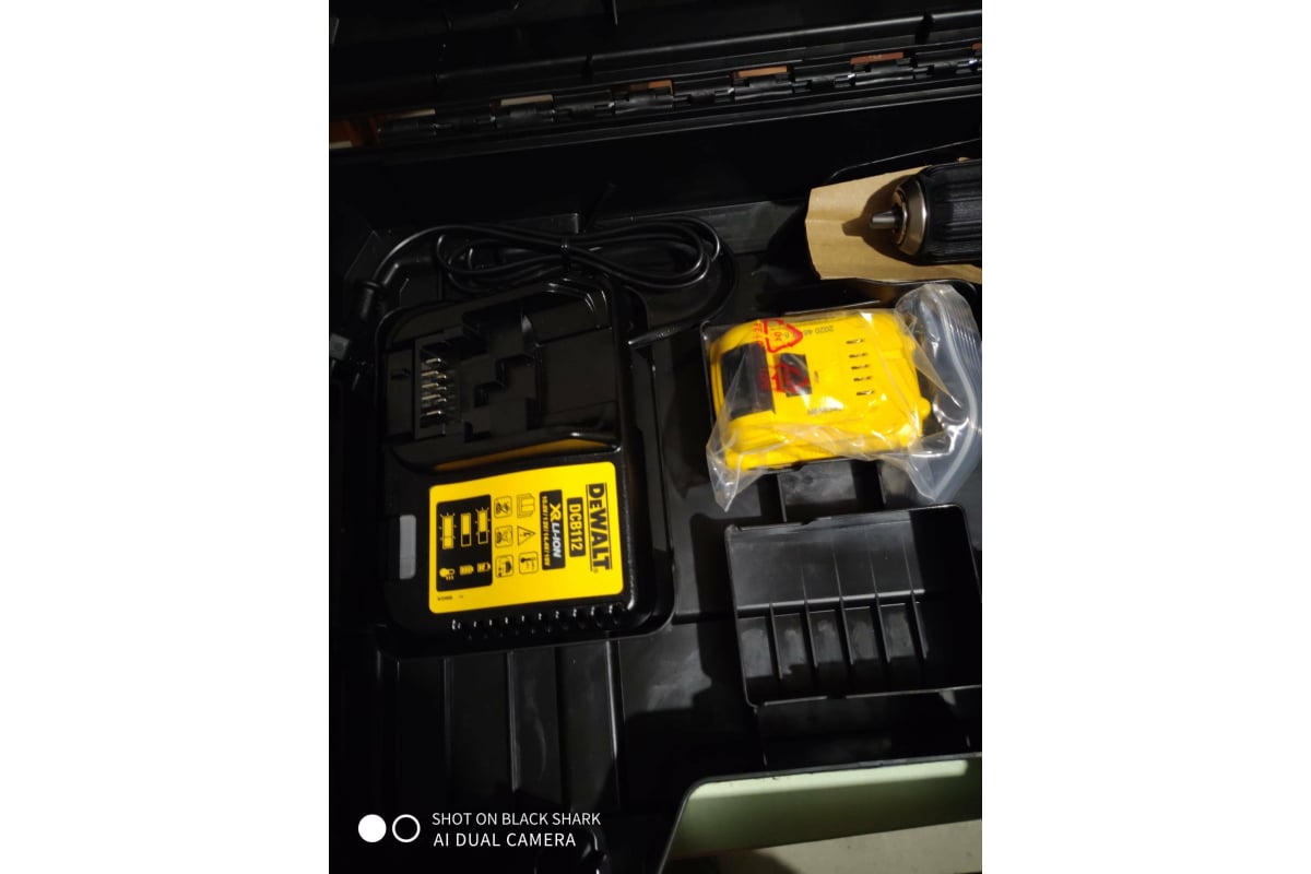 Dewalt 12 в xr dcd701d2 qw. Дрель DEWALT dcd791d2. Аккумуляторная дрель-шуруповерт DEWALT dcd791d2 70 н·м. Milwaukee Packout 4932464244. Дрель аккумуляторная DEWALT dcd740n.