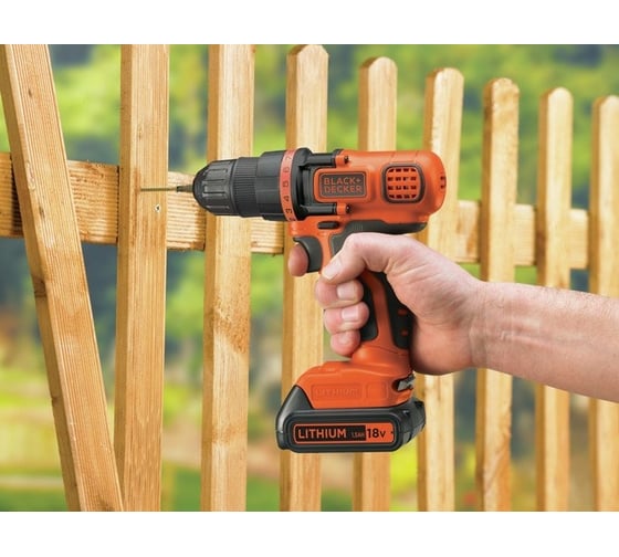 Аккумуляторная дрель-шуруповерт Black&Decker BDCDD18N