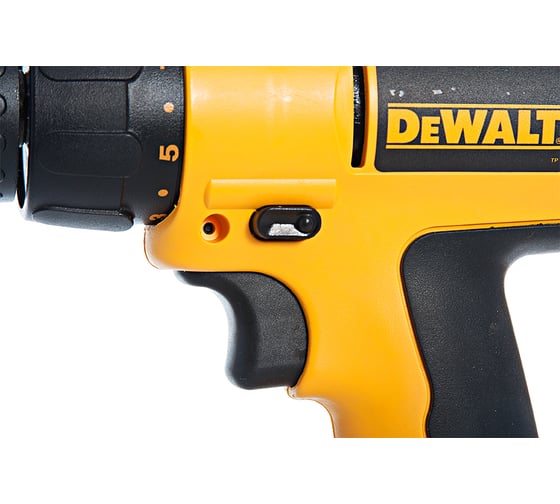 Аккумуляторная дрель-шуруповерт DeWALT DC 750 KA