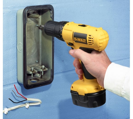 Аккумуляторная дрель-шуруповерт DEWALT DC 740 KA