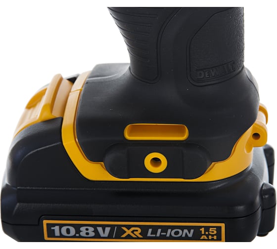 Аккумуляторная дрель-шуруповерт DEWALT DCF 610 S2