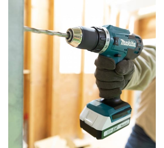 Дрель-шуруповерт Makita аккумулятор G-серия 18 В, 13 мм, 42/24 Нм (2x1,5Ач, з/у) DF488D002