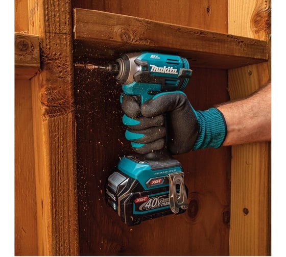 Ударный аккумуляторный шуруповерт Makita XGT BL 40В, XPT, 1/4", 210 Нм, 4+1 Т режим TD003GZ