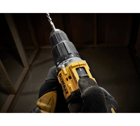 Аккумуляторная ударная дрель-шуруповерт DEWALT DCD100YM2T, 18 В, 1650 об/мин, 28050 уд/мин, с 2 АКБ 4 Ач и ЗУ, в кейсе TSTAK DCD100YM2T-QW