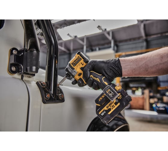 Аккумуляторный шуруповерт DEWALT DCF850E1T, 18 В, 206 Нм, 3800 уд/мин, с АКБ 1.7 Ач и ЗУ, в кейсе TSTAK DCF850E1T-QW