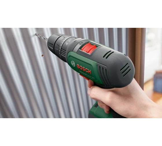 Аккумуляторный шуруповерт Bosch UniversalImpact 18V 06039D4102