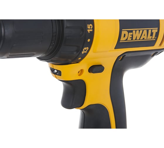 Аккумуляторная дрель - винтоверт DeWALT DC 721 KA