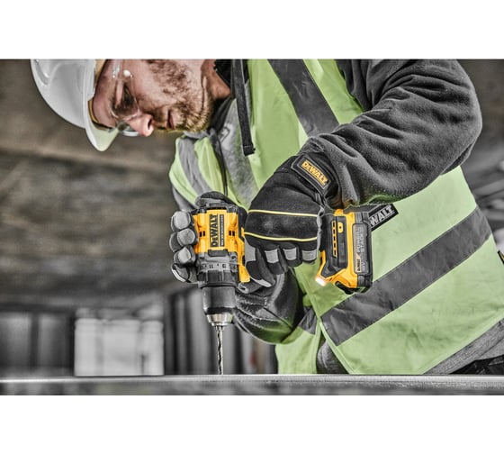 Бесщеточная дрель-шуруповерт DEWALT 2 скорости, 1 АКБ 18 В XR Li-Ion DCD800E1T-QW