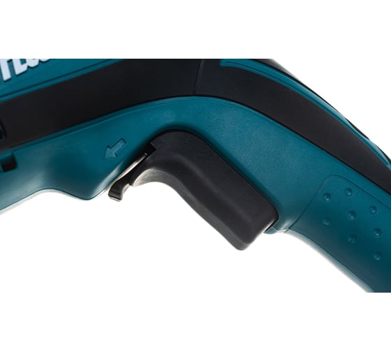 Ударный шуруповерт Makita TD0100