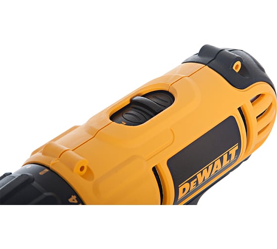 Аккумуляторная дрель-шуруповерт DEWALT DC 740 KB с набором сверл и бит 109 шт. DEWALT DT 0109