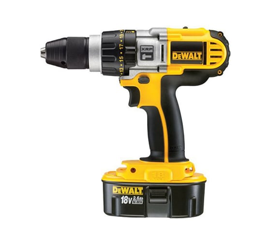 Аккумуляторная ударная дрель-шуруповерт DEWALT DCD 925 B2
