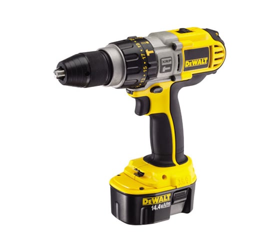 Аккумуляторная дрель шуруповерт DEWALT DCD 935 B2