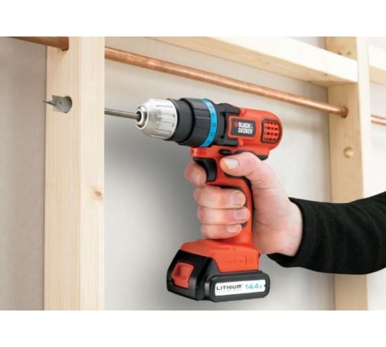 Аккумуляторная дрель-шуруповерт Black+DECKER EGBL14KB