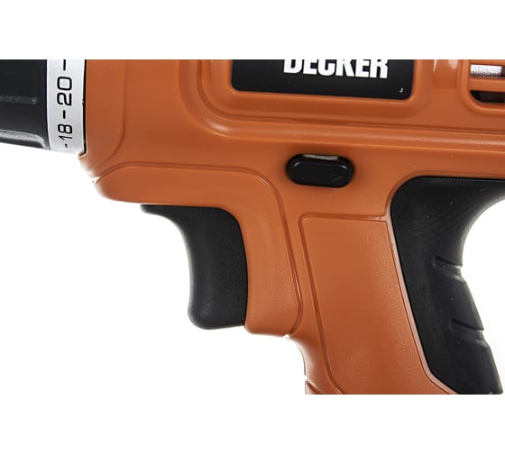 Аккумуляторная дрель-шуруповерт Black+ Decker EPC 18 CABK