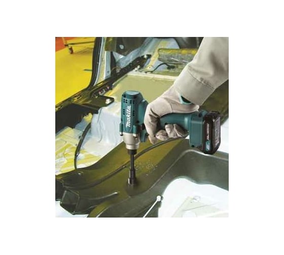Ударный аккумуляторный шуруповерт Makita CXT BL 12В max TD112DMZ