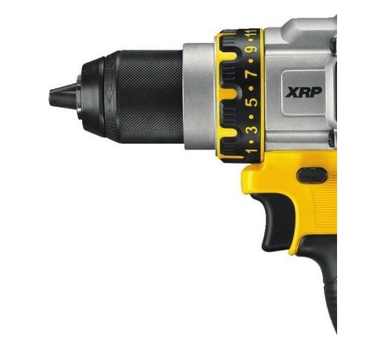 Акумуляторная дрель DEWALT DCD 932 M2