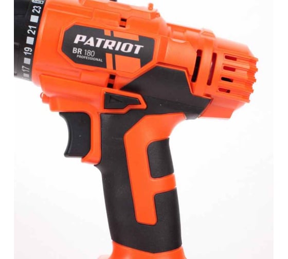 Аккумуляторная дрель-шуруповерт Patriot BR 180 180201450