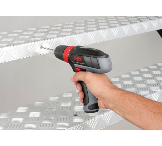 Акумуляторная дрель-шуруповёрт SKIL 2320LA F0152320LA
