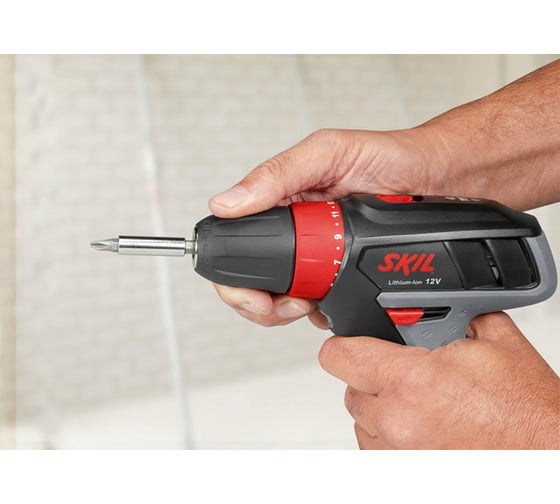 Акумуляторная дрель-шуруповёрт SKIL 2330LA F0152330LA