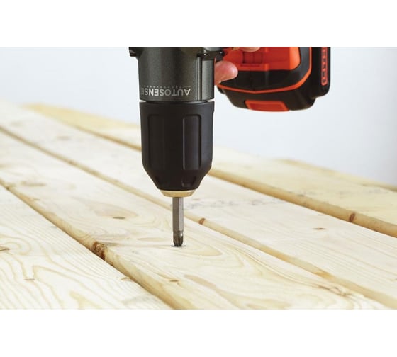 Аккумуляторная дрель-шуруповерт Black+Decker ASD14KB
