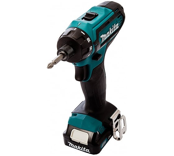 Аккумуляторная дрель-шуруповерт Makita CXT DF031DWAE