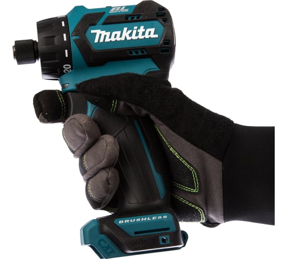 Аккумуляторная дрель-шуруповерт Makita CXT DF032DZ