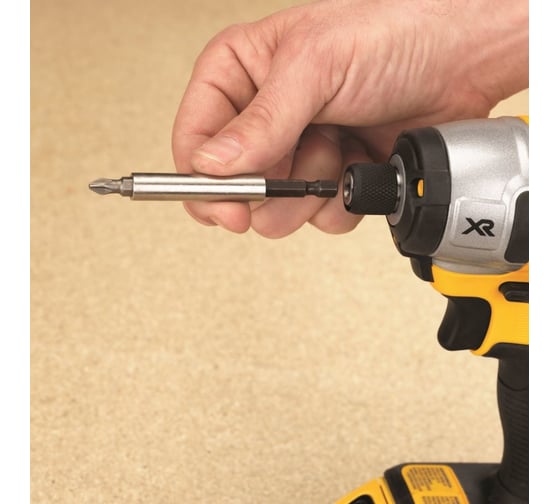 Бесщеточный импульсный шуруповерт Dewalt DCF886D2
