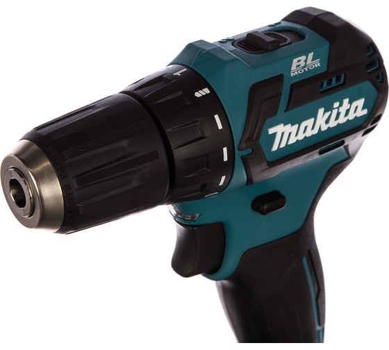 Аккумуляторная дрель-шуруповерт Makita CXT DF332DWAE