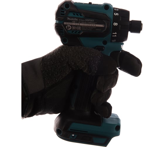 Аккумуляторный шуруповерт Makita LXT DDF083Z