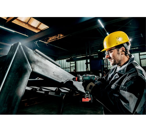 Аккумуляторная ударная дрель Metabo SB 18 LTX-3 BL Q I 602357660