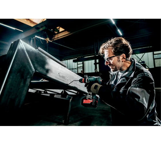 Аккумуляторная дрель-шуруповерт Metabo BS 18 LTX-3 BL Q I 602355660