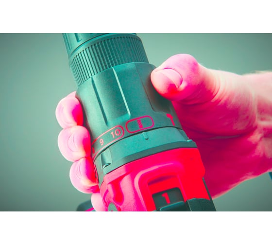 Аккумуляторная ударная дрель-шуруповерт Black+Decker BDCHD18KB