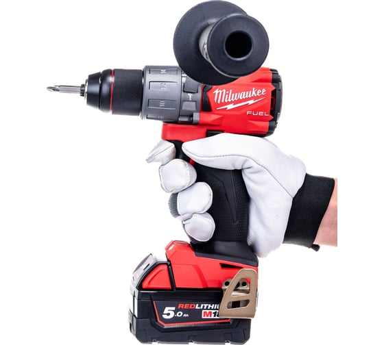 Аккумуляторная дрель-шуруповерт Milwaukee M18 FPD2-502X FUEL