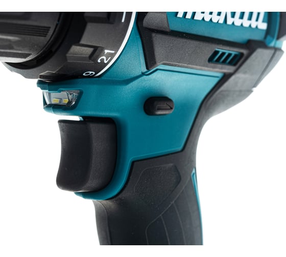 Аккумуляторная дрель-шуруповерт Makita LXT DDF482Z