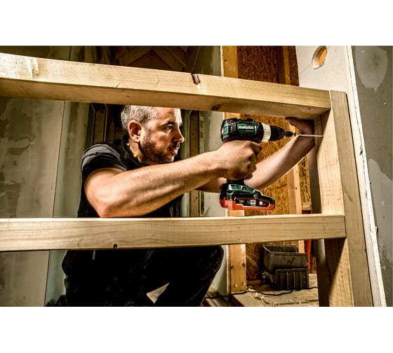 Аккумуляторная ударная дрель-шуруповерт Metabo SB 18 LT BL 602316800